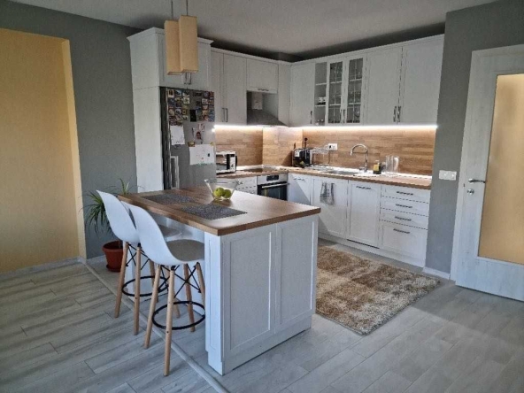 Дава се под наем Двустаен апартамент в София, Хиподрума - 62 кв.м за 510 € - Снимка #1