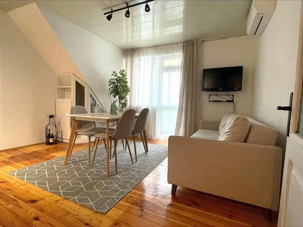 Дава се под наем Тристаен апартамент в Варна, Левски - 75 кв.м за 750 € - Снимка #1