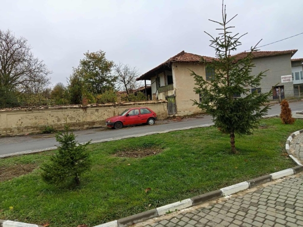 Къща в с. Сушина, Област Шумен - 100 кв.м за 450 €/кв.м - Снимка #1