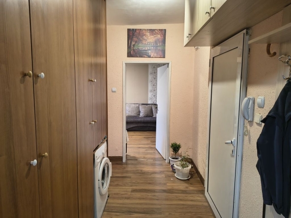 Дава се под наем Двустаен апартамент в Добрич, Балик - 67 кв.м за 229.5 € - Снимка #1