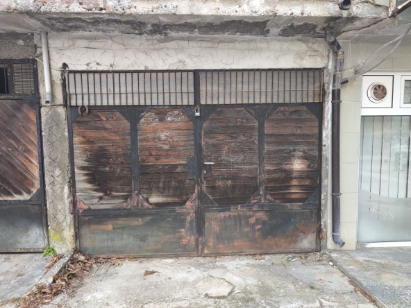 Дава се под наем Гараж / Паркомясто в Благоевград, Еленово 1 - 18 кв.м за 49.47 € - Снимка #1