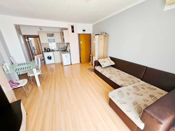 Двустаен апартамент в к.к. Слънчев бряг - 60 кв.м за 492 €/кв.м - Снимка #1