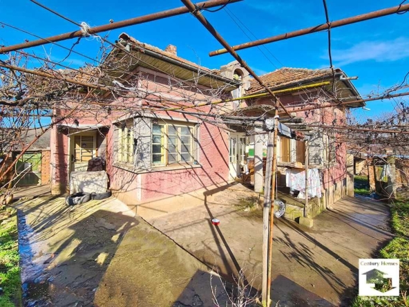 Къща в с. Куцина, Област Велико Търново - 84 кв.м за 107 €/кв.м - Снимка #1