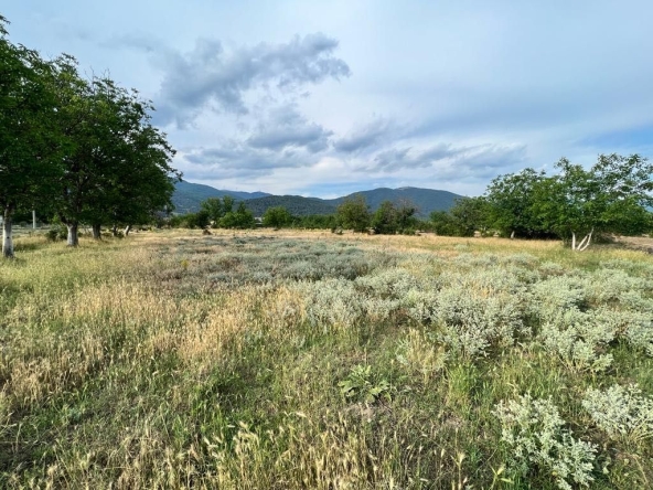 Парцел в Казанлък - 1919 кв.м за 8 €/кв.м - Снимка #1