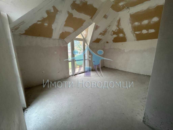 Тристаен апартамент в Шумен, Боян Българанов 1 - 80 кв.м за 1084 €/кв.м - Снимка #1