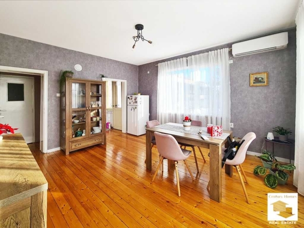 Етаж от къща в Горна Оряховица - 100 кв.м за 760 €/кв.м - Снимка #1