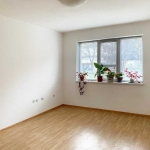 Дава се под наем Офис в Велико Търново, Център - 80 кв.м за 508.47 € - Снимка #1