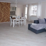 Дава се под наем Тристаен апартамент в Велико Търново, Център - 130 кв.м за 613.02 € - Снимка #1