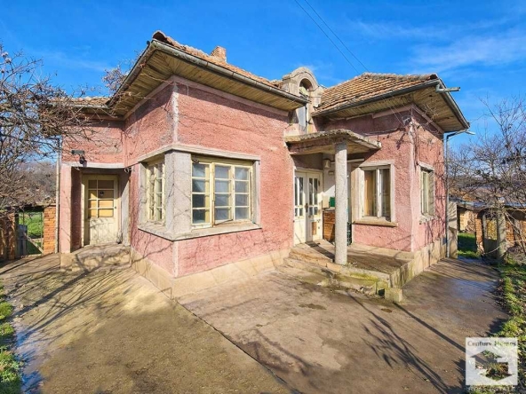 Къща в с. Куцина, Област Велико Търново - 84 кв.м за 107 €/кв.м - Снимка #1