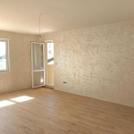 Тристаен апартамент в Варна, Център - 76 кв.м за 973 €/кв.м - Снимка #1