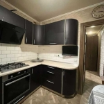 Дава се под наем Тристаен апартамент в София, Център - 90 кв.м за 612 € - Снимка #1