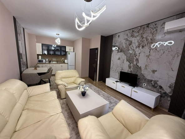 Дава се под наем Двустаен апартамент в Велинград - 63 кв.м за 74.46 € - Снимка #1