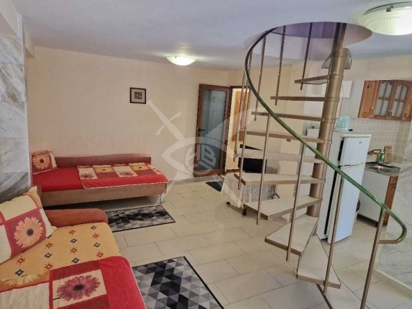 Къща в Поморие - 240 кв.м за 1339 €/кв.м - Снимка #1