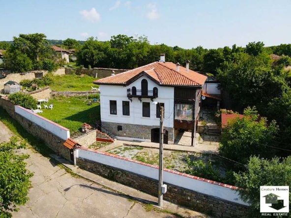 Къща в с. Церова кория, Област Велико Търново - 300 кв.м за 340 €/кв.м - Снимка #1