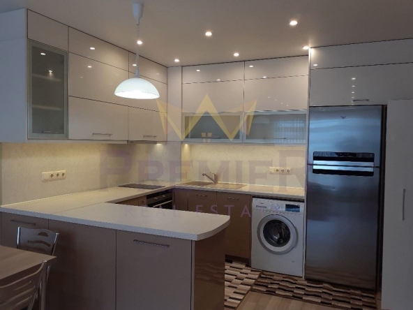 Двустаен апартамент в Варна, Възраждане 1 - 110 кв.м за 1728 €/кв.м - Снимка #1