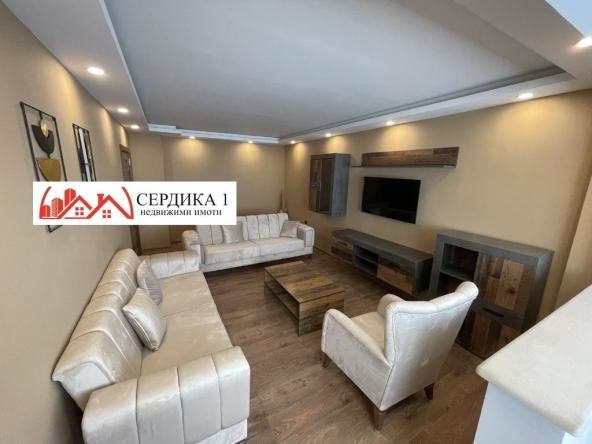 Тристаен апартамент в София, Сердика - 100 кв.м за 1706 €/кв.м - Снимка #1