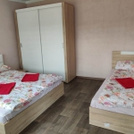 Дава се под наем Къща в Карлово - 75 кв.м за 138.21 € - Снимка #1