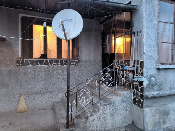 Къща в с. Ковач, Област Стара Загора - 98 кв.м за 105 €/кв.м - Снимка #1