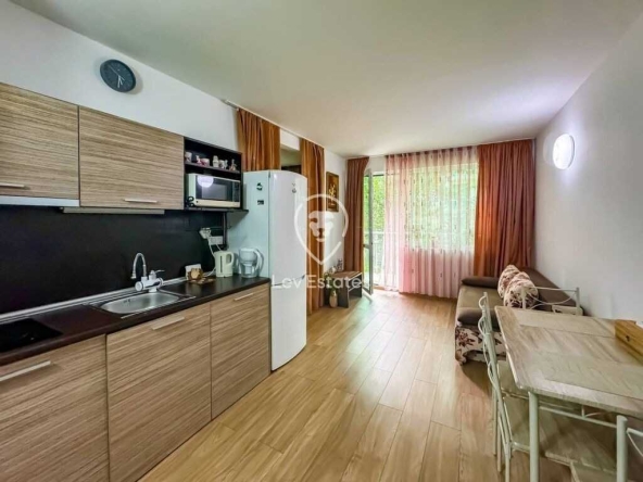Двустаен апартамент в Бургас, Сарафово - 51 кв.м за 1334 €/кв.м - Снимка #1