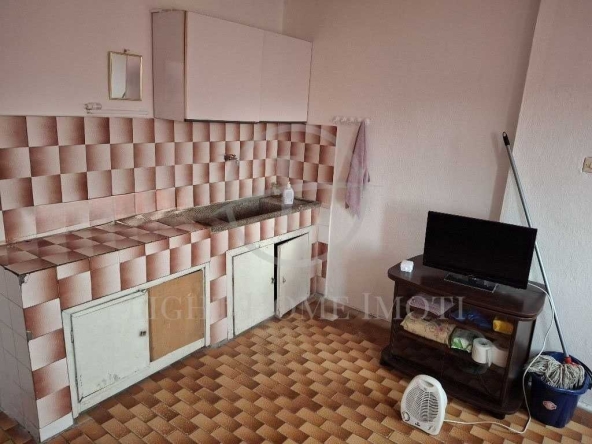 Къща в Перущица - 226 кв.м за 143 €/кв.м - Снимка #1