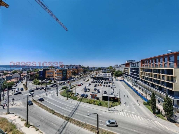 Двустаен апартамент в Варна, Младост 1 - 64 кв.м за 1048 €/кв.м - Снимка #1