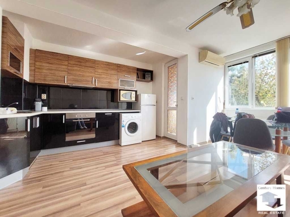 Тристаен апартамент в Велико Търново, Център - 82 кв.м за 1244 €/кв.м - Снимка #1