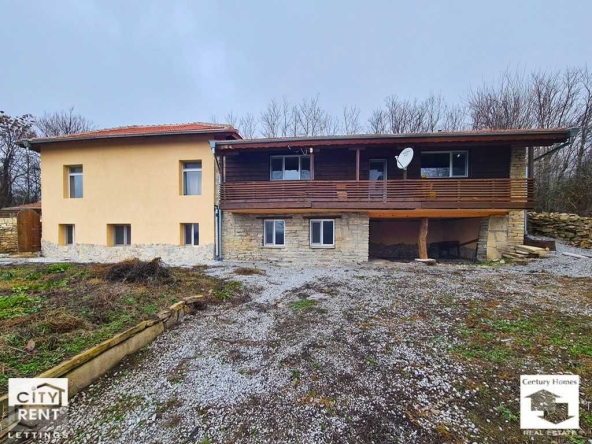 Дава се под наем Къща в с. Горна Липница, Област Велико Търново - 120 кв.м за 498.27 € - Снимка #1