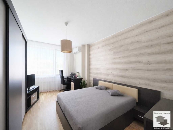 Тристаен апартамент в Велико Търново, Център - 90 кв.м за 1116 €/кв.м - Снимка #1