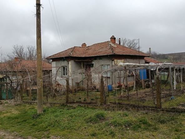 Къща в с. Сяново, Област Силистра - 70 кв.м за 113 €/кв.м - Снимка #1
