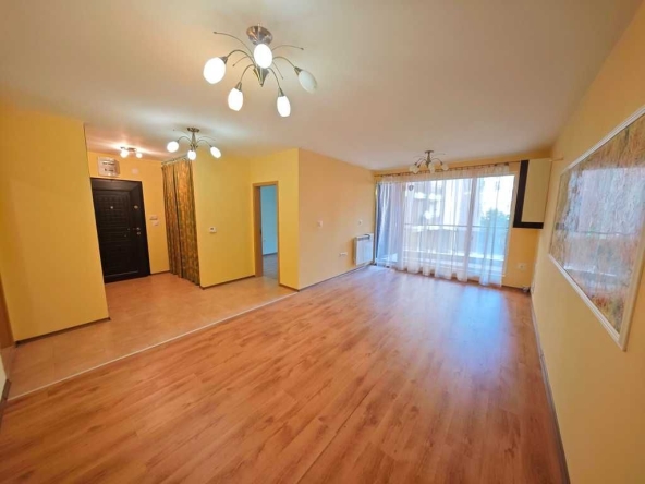 Двустаен апартамент в Поморие - 72 кв.м за 886 €/кв.м - Снимка #1