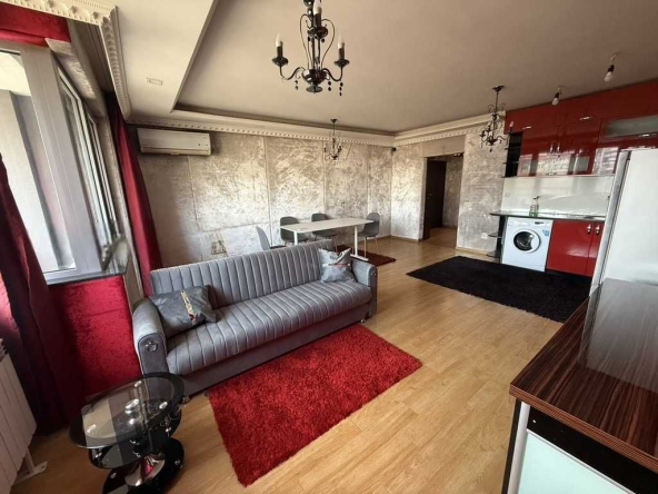 Дава се под наем Тристаен апартамент в София, Студентски град - 135 кв.м за 887.4 € - Снимка #1