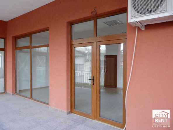 Дава се под наем  в Велико Търново, Център -  кв.м за 398.82 € - Снимка #1