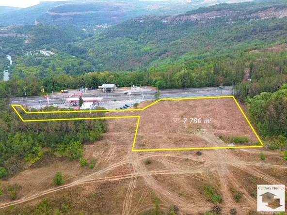 Парцел в Велико Търново, Света гора - 7780 кв.м за 31 €/кв.м - Снимка #1