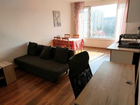 Дава се под наем Двустаен апартамент в София, Люлин 10 - 45 кв.м за 498.27 € - Снимка #1