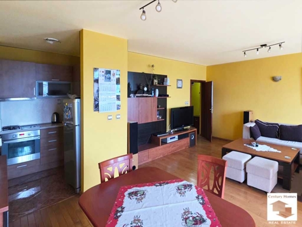 Тристаен апартамент в Велико Търново, Колю Фичето - 108 кв.м за 850 €/кв.м - Снимка #1