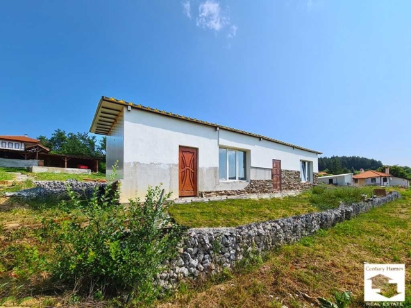 Къща в с. Бадевци, Област Велико Търново - 105 кв.м за 365 €/кв.м - Снимка #1