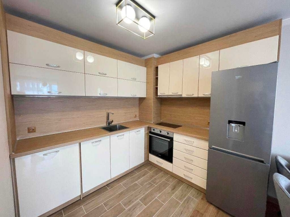 Двустаен апартамент в Велико Търново, Център - 68 кв.м за 1193 €/кв.м - Снимка #1