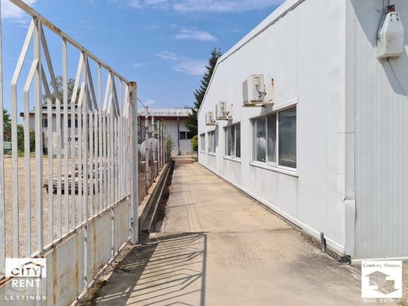 Промишлена сграда в Лясковец - 1900 кв.м за 322 €/кв.м - Снимка #1