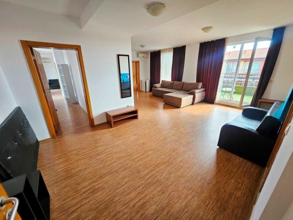 Четиристаен апартамент в к.к. Слънчев бряг - 184 кв.м за 416 €/кв.м - Снимка #1