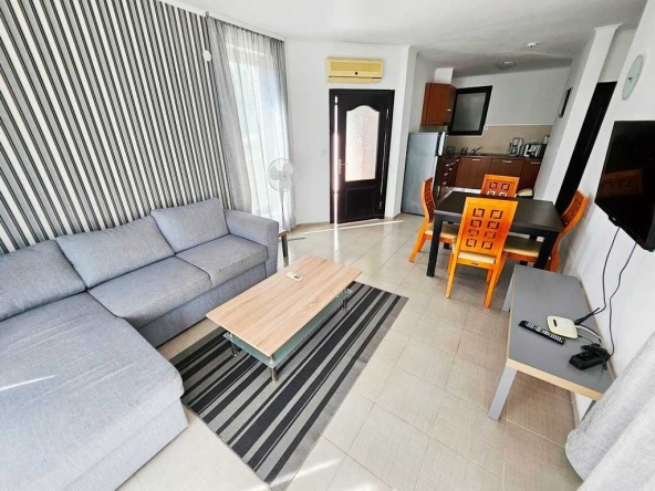 Тристаен апартамент в с. Кошарица, Област Бургас - 96 кв.м за 537 €/кв.м - Снимка #1