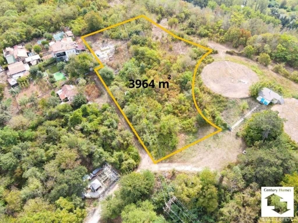 Парцел в Велико Търново, Зона Б - 3964 кв.м за 31 €/кв.м - Снимка #1