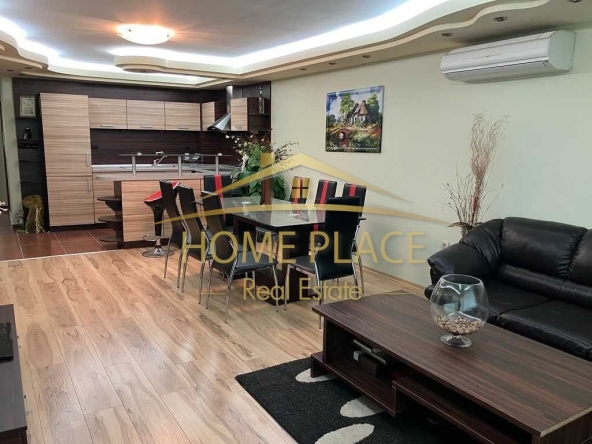 Тристаен апартамент в Варна, Базар Левски - 100 кв.м за 1525 €/кв.м - Снимка #1