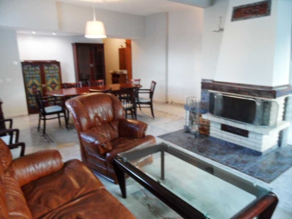 Дава се под наем Двустаен апартамент в София, Младост 1 - 86 кв.м за 698.19 € - Снимка #1