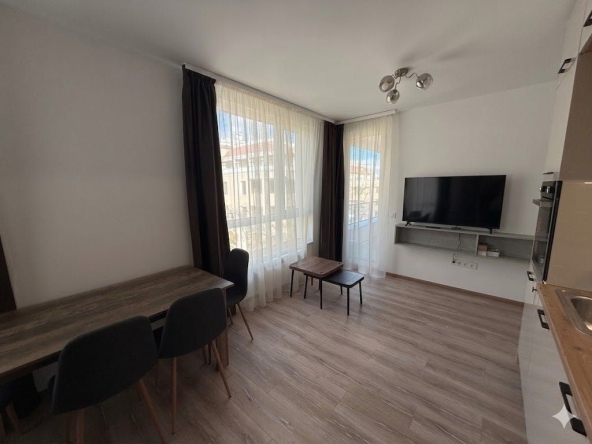 Дава се под наем Двустаен апартамент в София, Витоша - 50 кв.м за 598.23 € - Снимка #1
