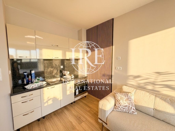 Двустаен апартамент в к.к. Св.Св. Константин и Елена - 66 кв.м за 1298 €/кв.м - Снимка #1