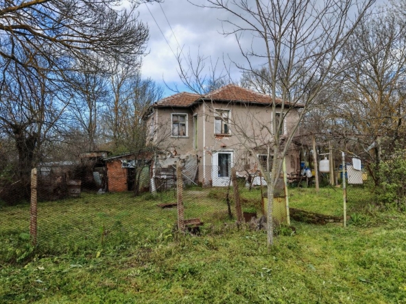 Промишлена сграда в с. Ружица, Област Ямбол - 120 кв.м за 64 €/кв.м - Снимка #1