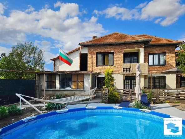 Къща в с. Обединение, Област Велико Търново - 160 кв.м за 208 €/кв.м - Снимка #1