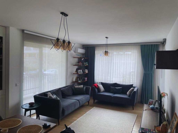 Дава се под наем Тристаен апартамент в София, Кръстова вада - 104 кв.м за 1246.44 € - Снимка #1