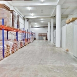 Дава се под наем Склад в Велико Търново, Промишлена зона - Запад - 420 кв.м за 1280 € - Снимка #1