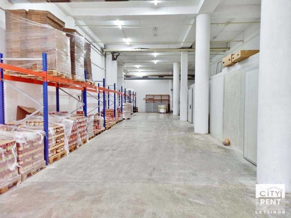 Дава се под наем Склад в Велико Търново, Промишлена зона - Запад - 420 кв.м за 1280 € - Снимка #1